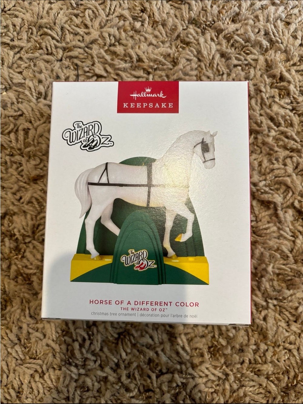 Hallmark wizard of oz keepsake ornament horse of a different color